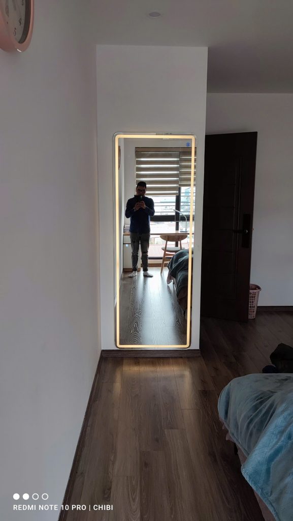 Gương soi toàn thân phòng thay đồ